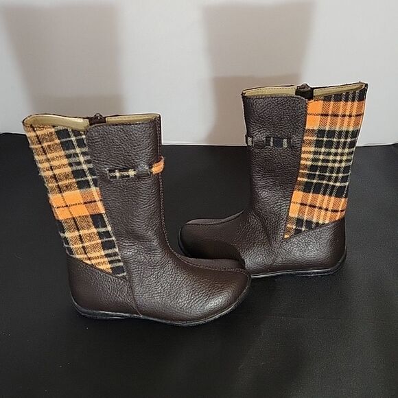 BRAND NEW UMI ROUND TOE ZIPPER CLOSURE TODDLERS BOOT - Picture 1 of 13